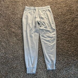 stars above loungewear/sleepwear